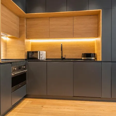 First Avenida Διαμέρισμα Lisboa