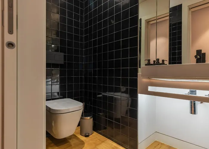 First Avenida Διαμέρισμα *