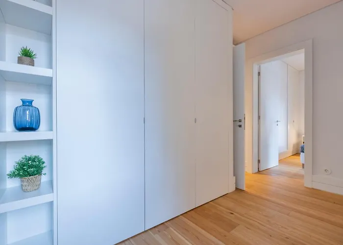 First Avenida Διαμέρισμα *