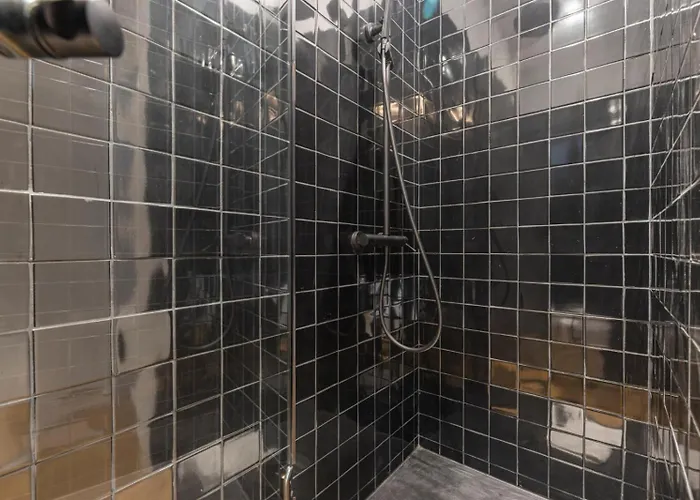 First Avenida Διαμέρισμα *