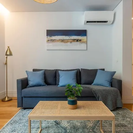 First Avenida Lissabon