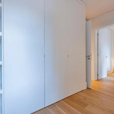 First Avenida * Lisbona