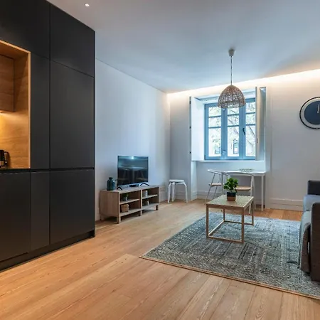 First Avenida ליסבון